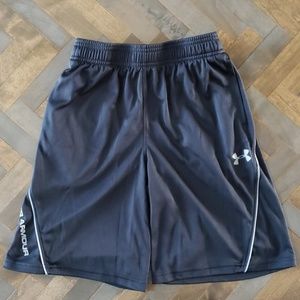 Youth Medium Under Armour Shorts